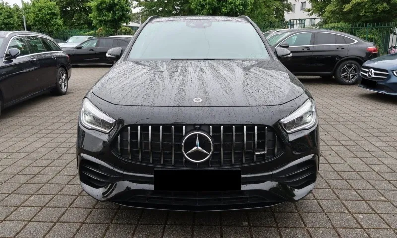 Mercedes-Benz GLA 45 AMG S 4Matic+ =AMG Night= Panorama/Distronic Гаранция Image 1