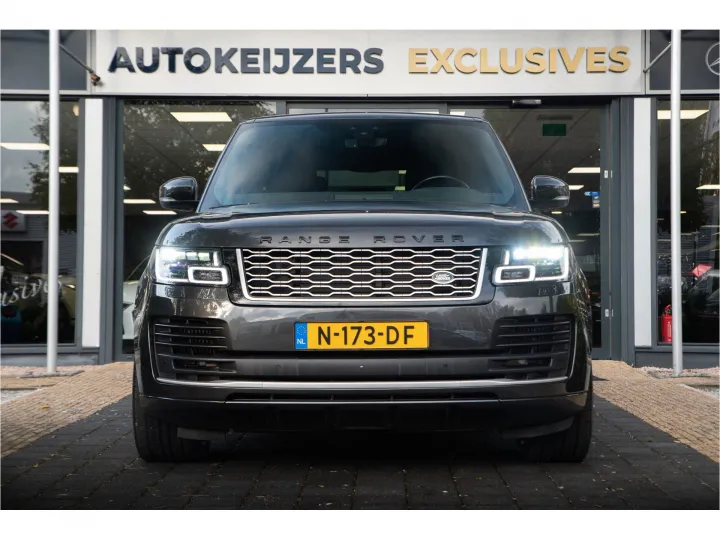 Land Rover Range Rover 4.4 SDV8 Vogue Standkachel 360  Image 2