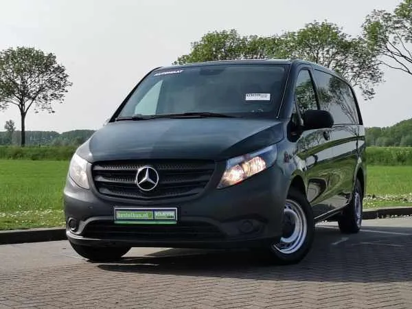 Mercedes-Benz Vito 114 Dubbel Cabine Autom! Image 1