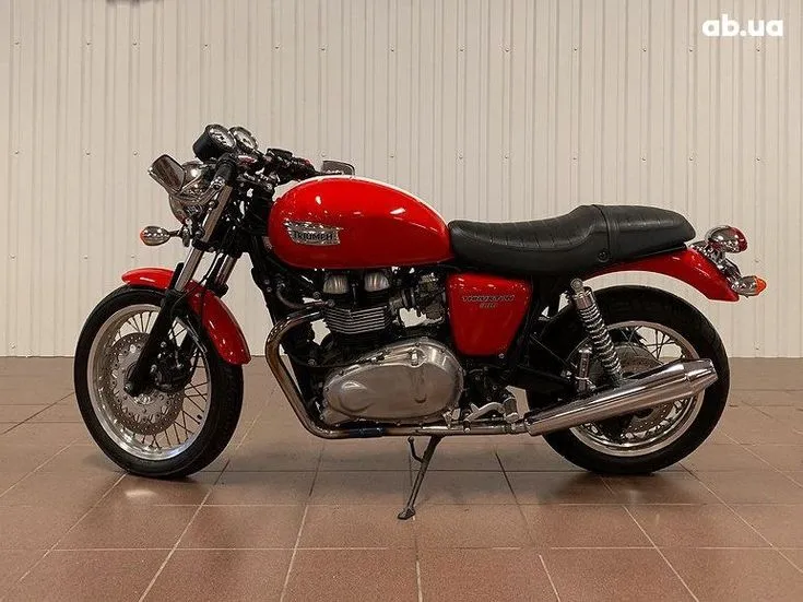 Triumph Thruxton Image 1